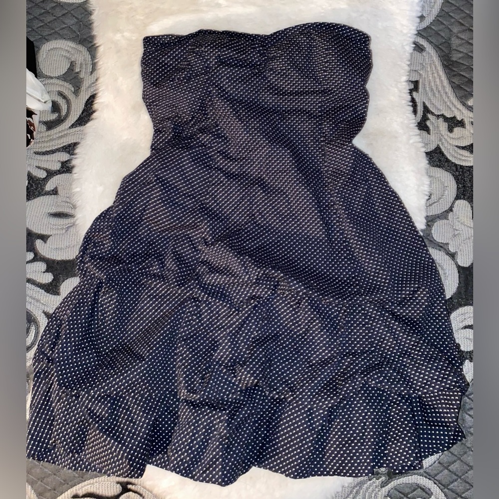 Short strapless dress